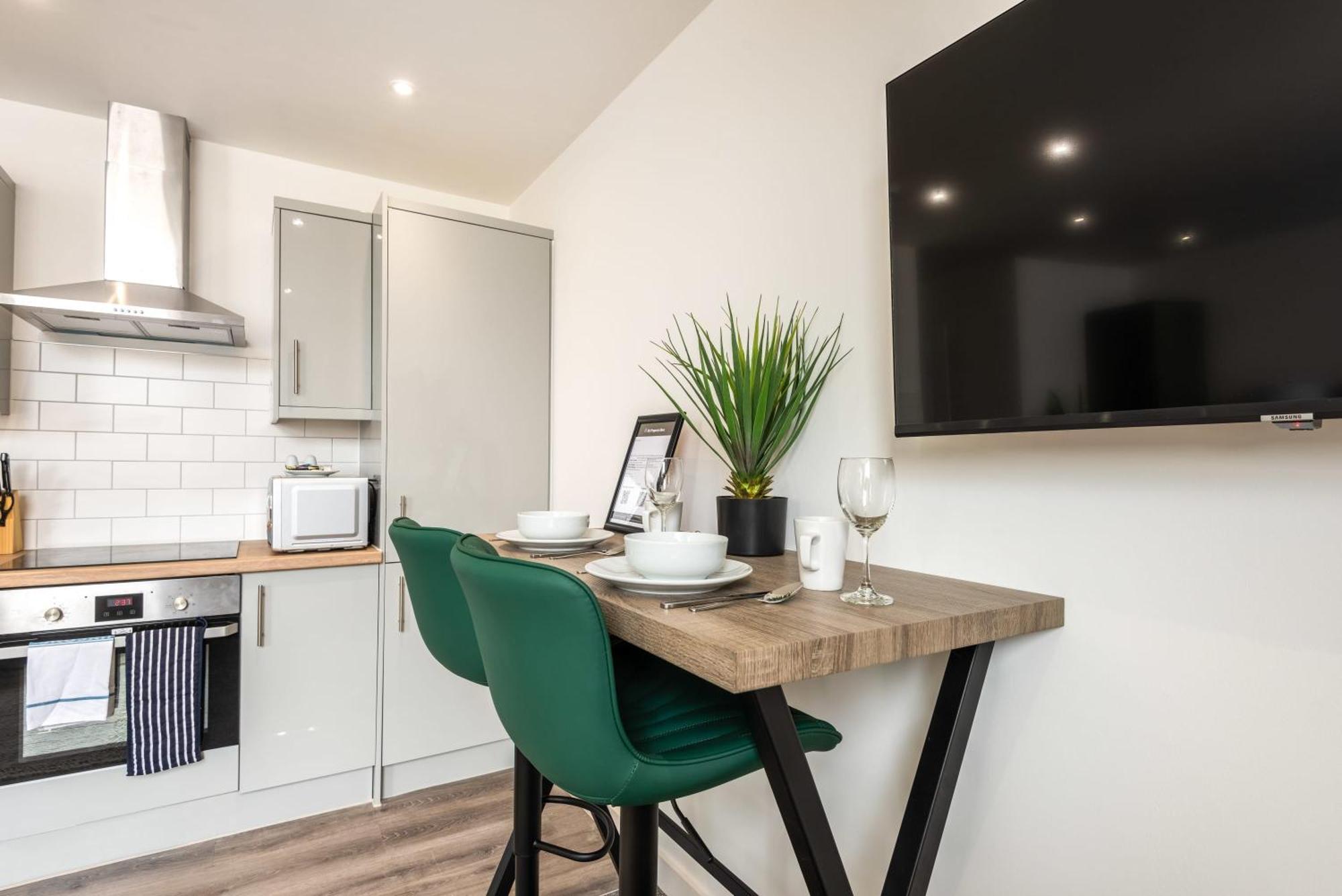 Contemporary 1 Bed Central Rotherham Studio Bagian luar foto